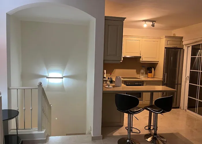 Orion شقة بالم مار